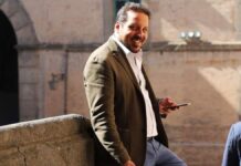 Napoli, morto il giornalista Francesco Tedesco: aveva 53 anni, era uno storico collaboratore dell’Ansa tedesco francesco